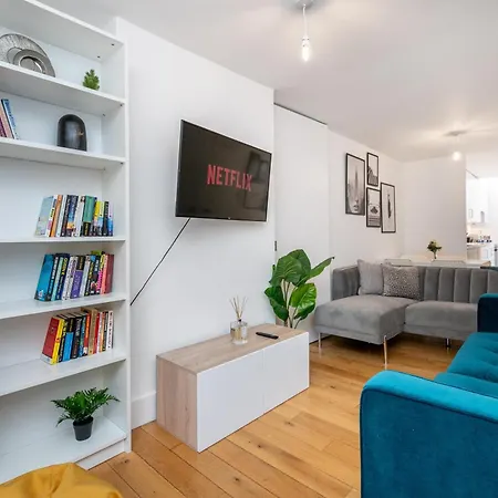 The Deluxe Barbican Duplex London Exterior photo