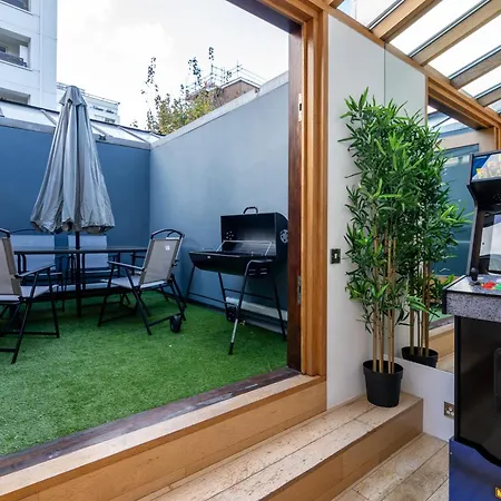 The Deluxe Barbican Duplex London Exterior photo