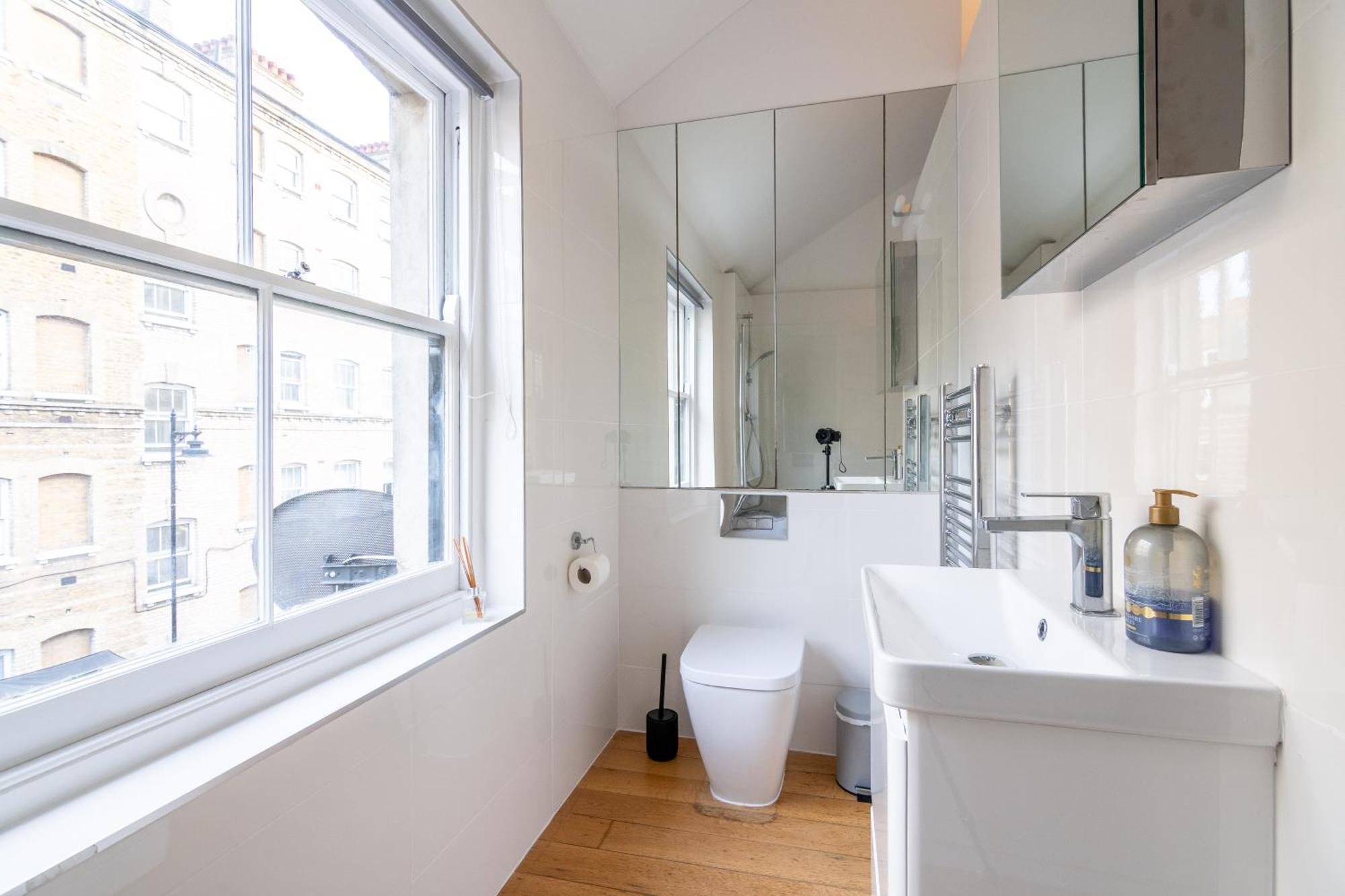 The Deluxe Barbican Duplex