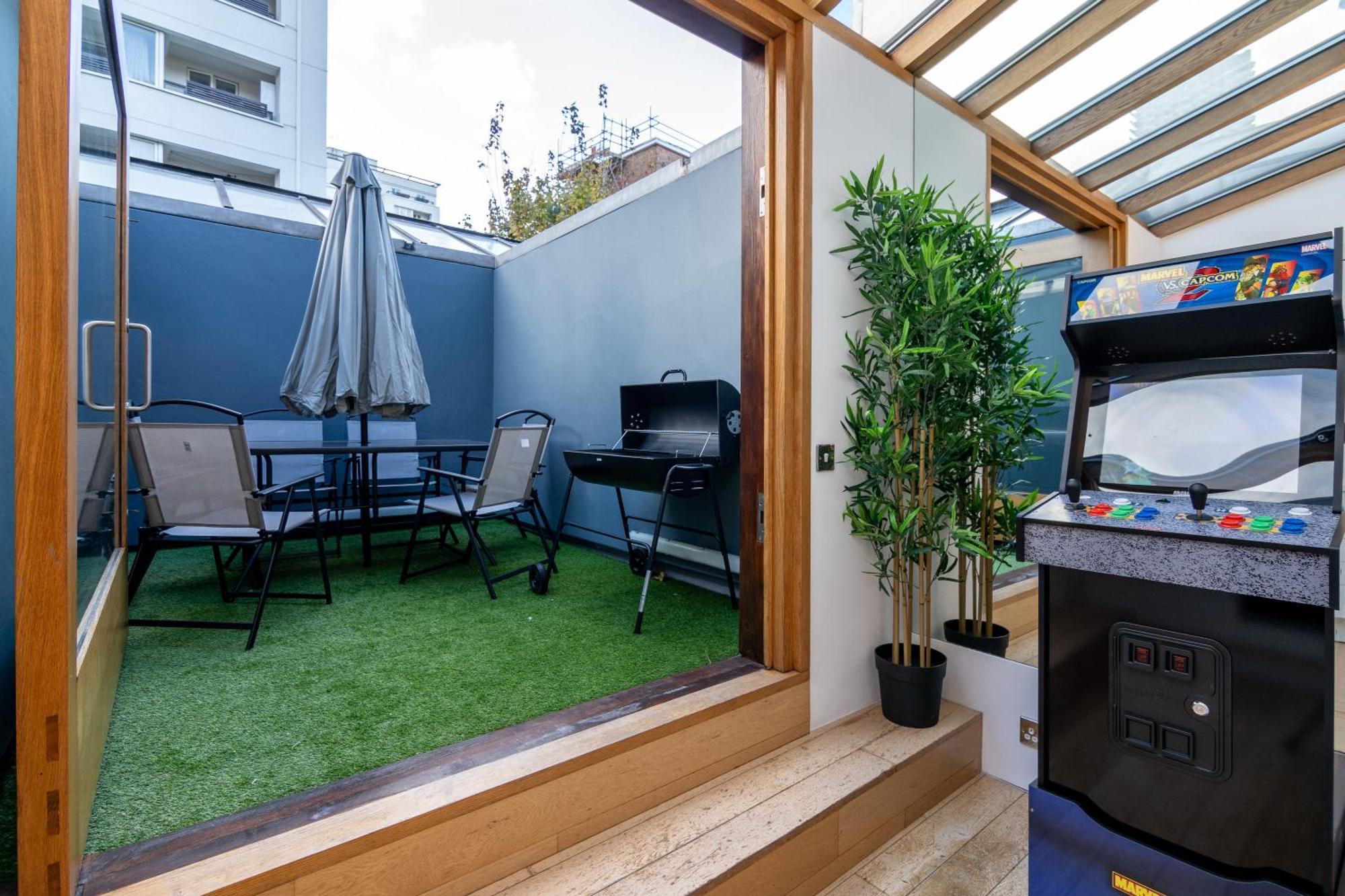 The Deluxe Barbican Duplex Apartment *
