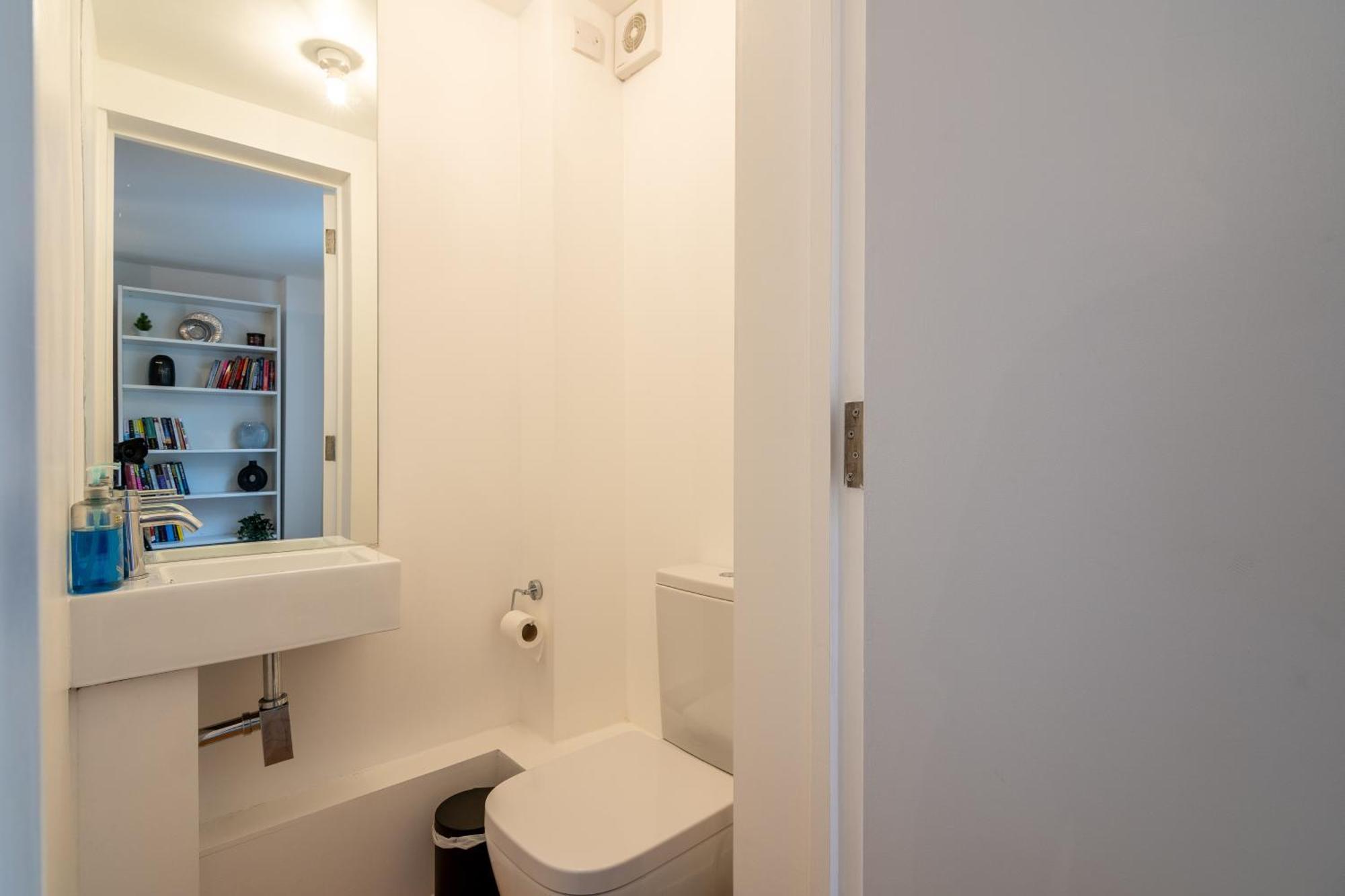 The Deluxe Barbican Duplex Apartment London
