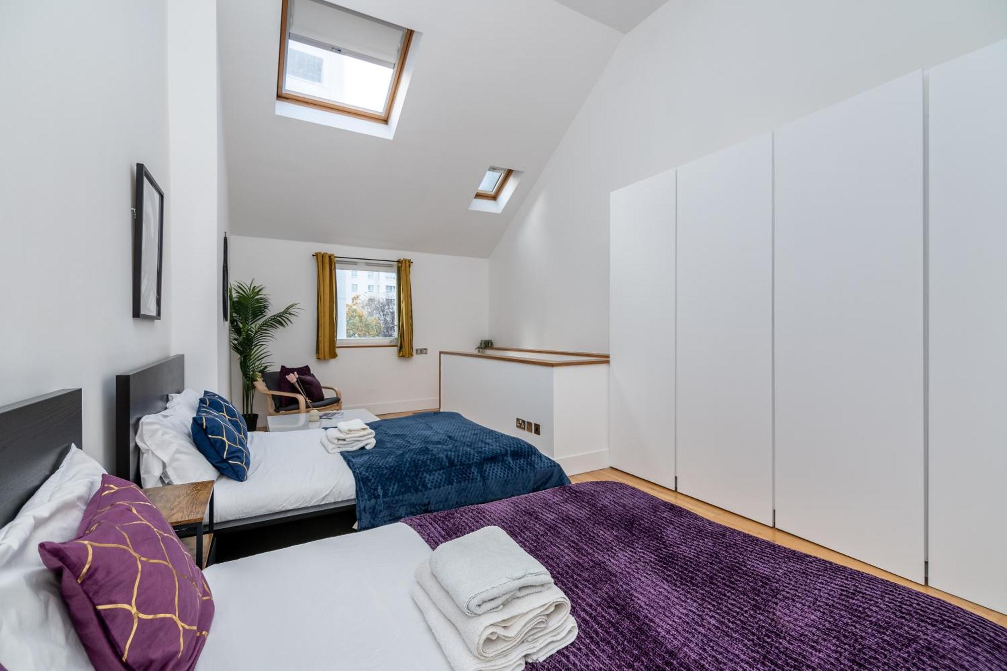 The Deluxe Barbican Duplex Apartment *